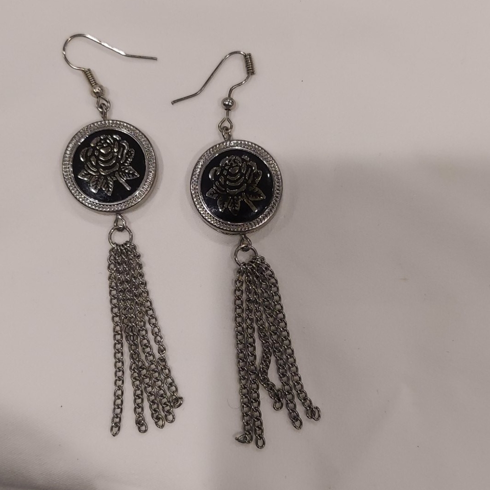 Silver and black rose earrings